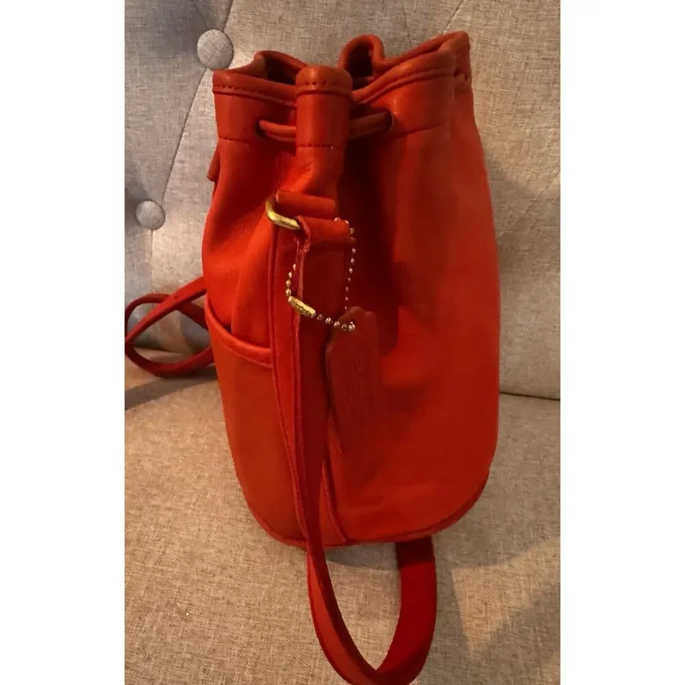 Coach Red Vintage Rare Style 4020 Drawstring Bucket Sac Red Leather